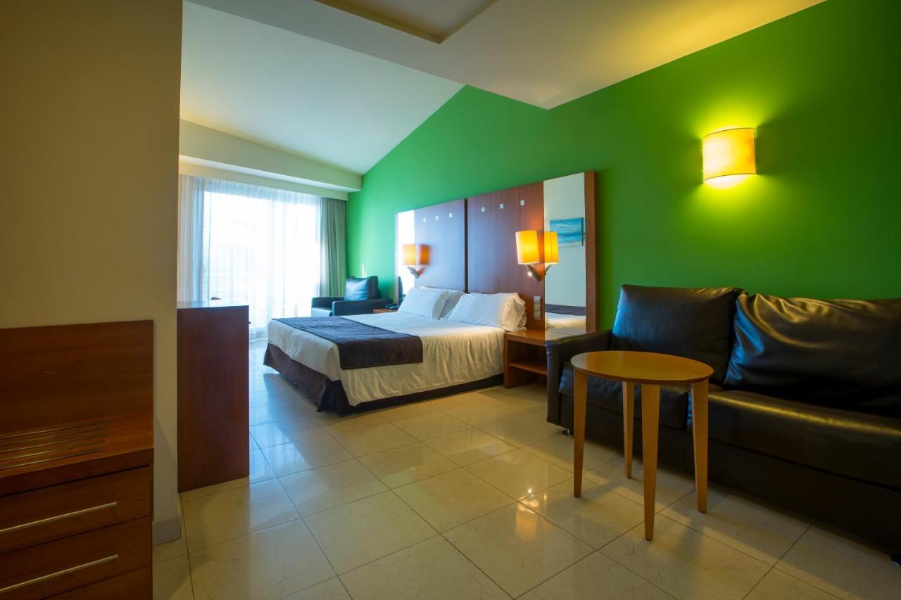 Hotel Miami Mar Sant Carles De La Rapita Bagian luar foto